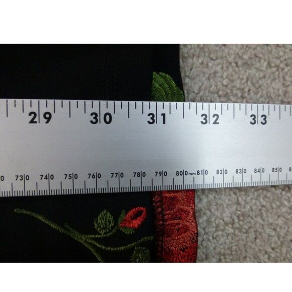 Emerald Sundae Embroidered Rose Floral Dress - Picture 12 of 13